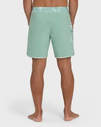 73 Pro 18″ Boardshorts