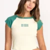 Beach Club Babe kortärmad T-shirt Beach Club Babe kortärmad T-shirt