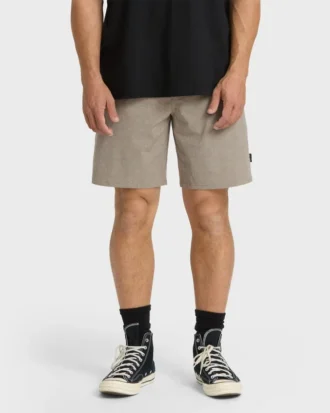 Crossfire Elastic Wave Washed 18″ Hybrid Shorts