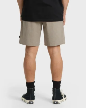 Crossfire Elastic Wave Washed 18″ Hybrid Shorts