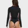 Dreamy Daze Rashguard med dragkedja fram och långa ärmar Dreamy Daze Rashguard med dragkedja fram och långa ärmar