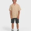 Garage Nashua Jacquard kortärmad vävd skjorta med shorts Garage Nashua Jacquard kortärmad vävd skjorta med shorts