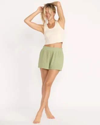 In the Waves Shorts
