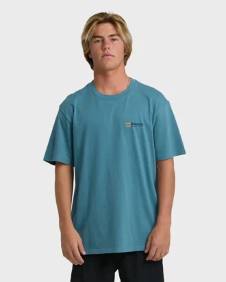Make Tracks Adiv Premium shorts T-shirt