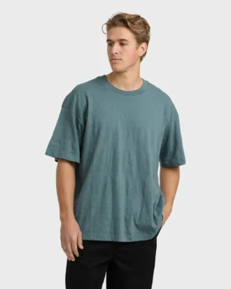 Needle Garage kortärmad T-shirt