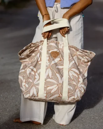 Poppins Playa Zip Top Tote