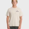 Single Fin Premium kortärmad stickad T-shirt i Shorts-stil Single Fin Premium kortärmad stickad T-shirt i Shorts-stil
