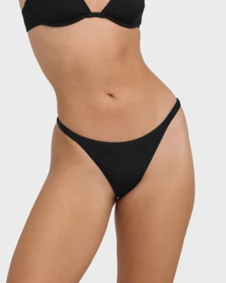 Sol Searcher Maya bikinitrosor