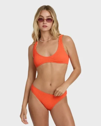 Sommar-bikinitopp med hög rund hals