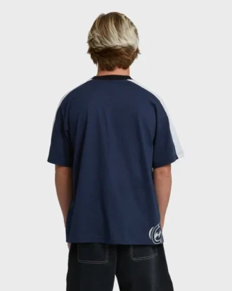 Spec 73 Ikonisk kortärmad T-shirt